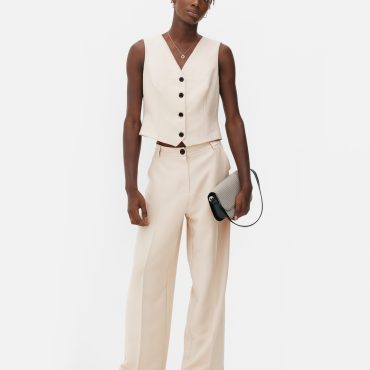 Buttoned Vest