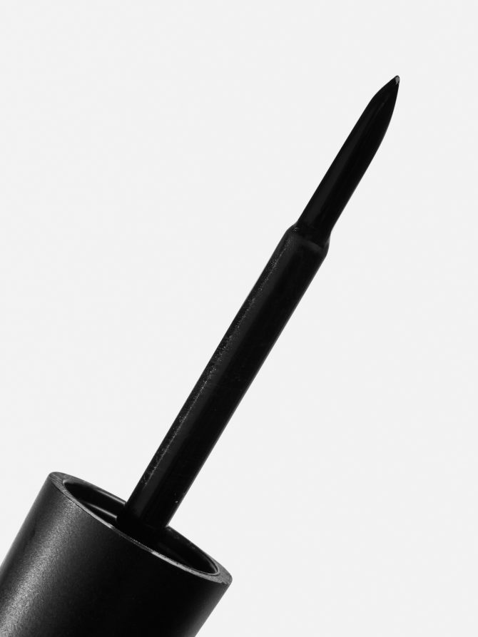 PS... Liquid Eyeliner - Image 2