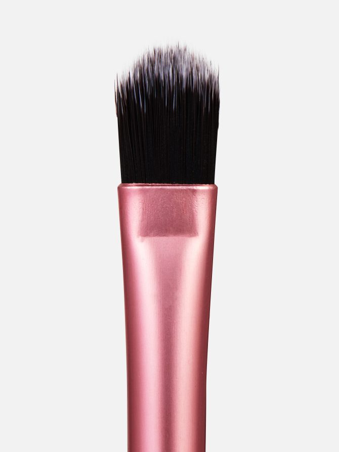 PS Defining Eyeshadow Brush - Image 2